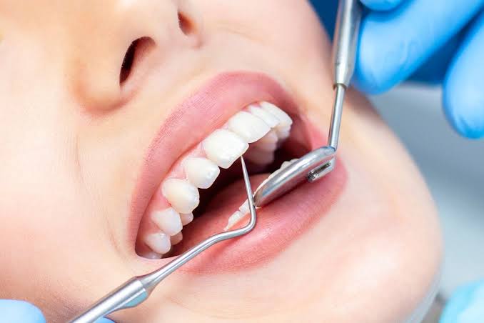 عيادة الأسنان العام